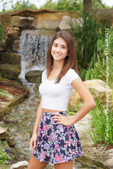 Downtown,buildings,Kansas,City,Overland,Park,senior,pictures,arboretum,affordable,fun,waterfall